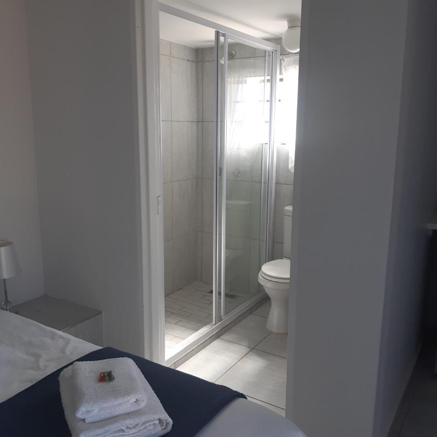 Ocean View Guest House Jeffreys Bay Extérieur photo
