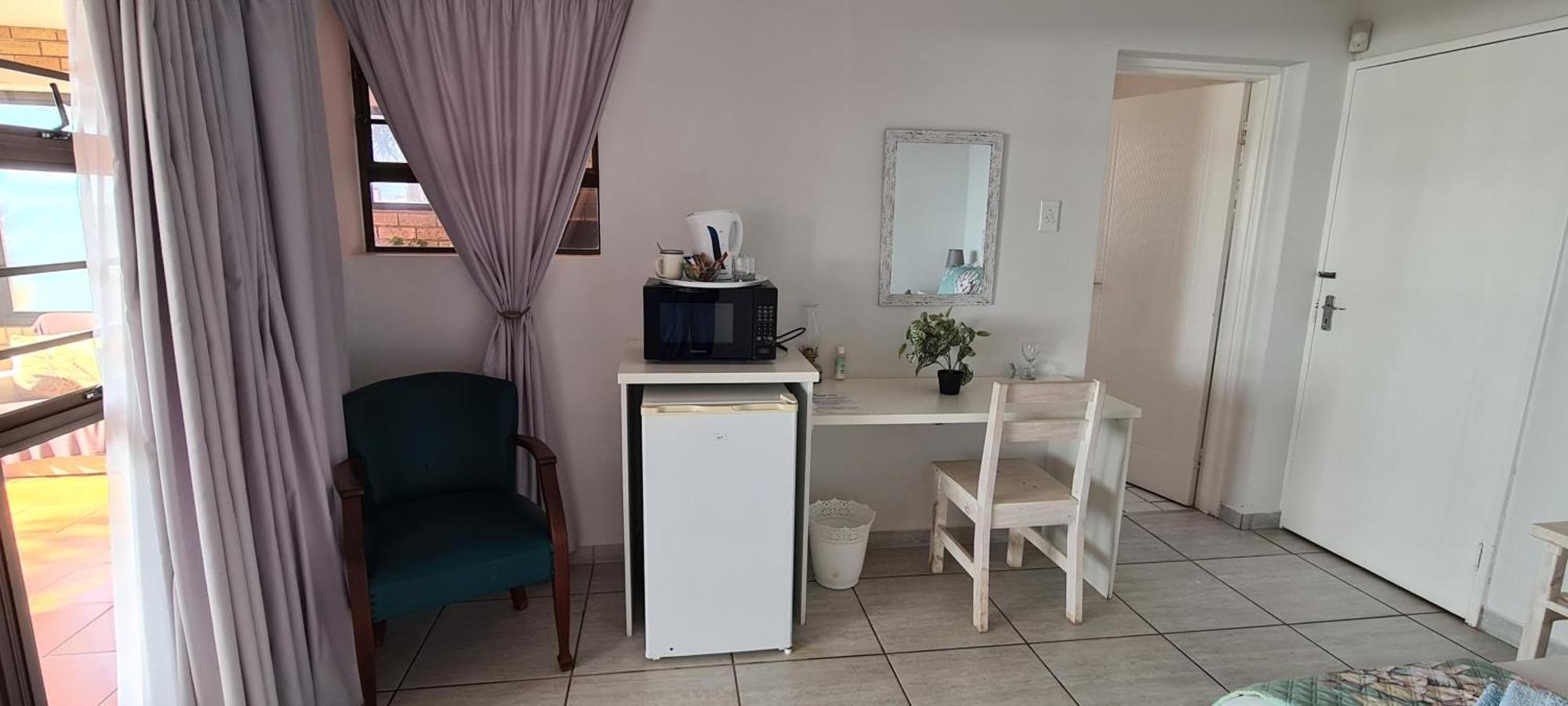 Ocean View Guest House Jeffreys Bay Extérieur photo