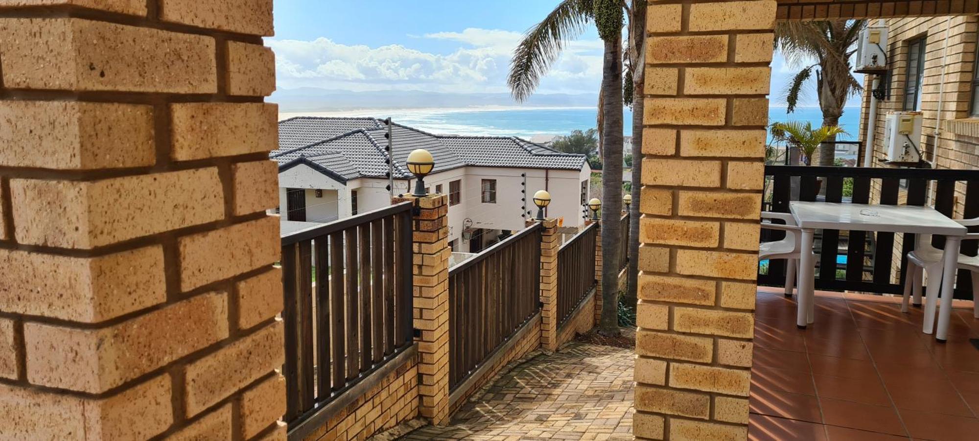 Ocean View Guest House Jeffreys Bay Extérieur photo