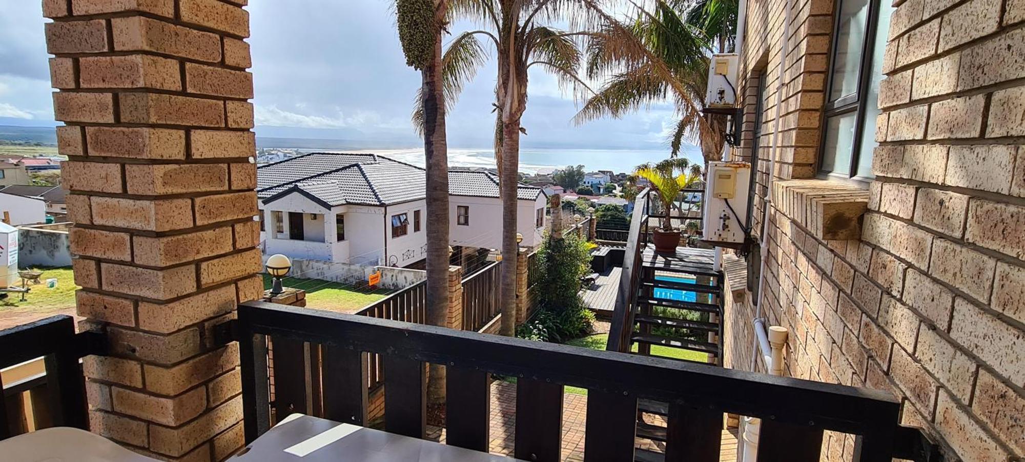 Ocean View Guest House Jeffreys Bay Extérieur photo